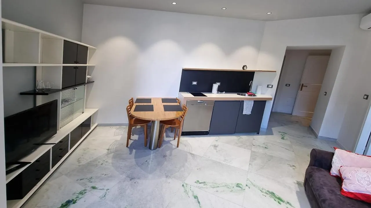 Vignola New Apartment Rome